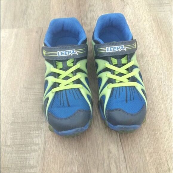 Leepz lights on shoes!!! - Picture 1 of 5